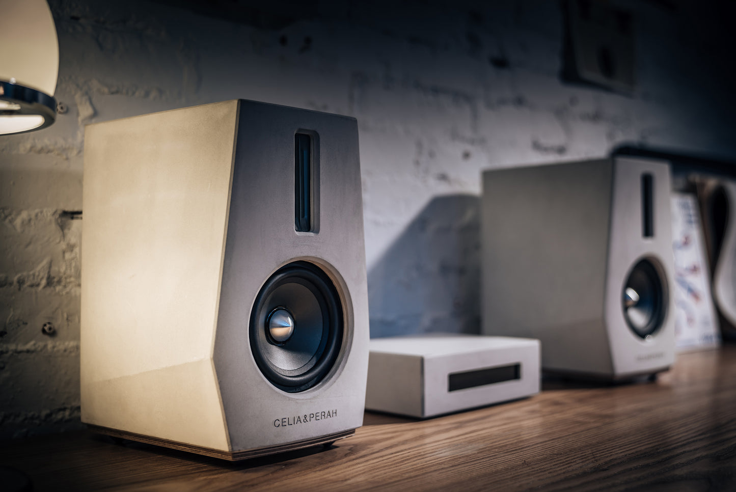 M8 Concrete Hi-Fi Sound Systm